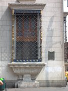 Colonial type window