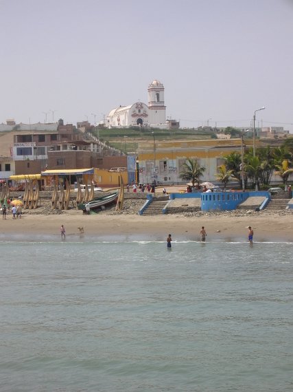 Huanchaco by Trujillo, view to city and church