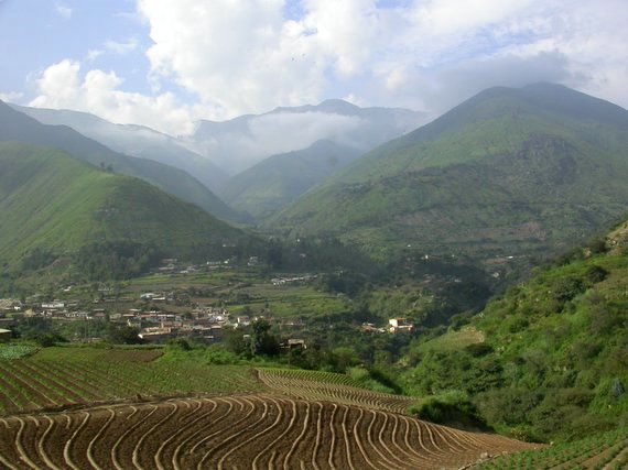 Lower mountains between Trujillo and Otuzco