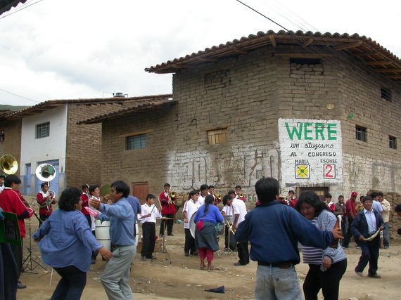 Otuzco, fiesta in the streets